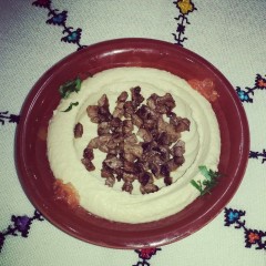 Hummus bil lahme حمص باللحمه Hummus bil lahme حمص باللحمه