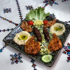 Fenicja mieszana (mięsno-weget.) طبق فينيقيا لحوم ومتبلات Fenicja mieszana (mięsno-weget.) طبق فينيقيا لحوم ومتبلات