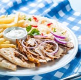 Grecki gyros z kurczaka Grecki gyros z kurczaka