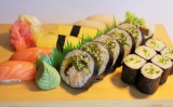 3) SUSHI BENTO 3) SUSHI BENTO
