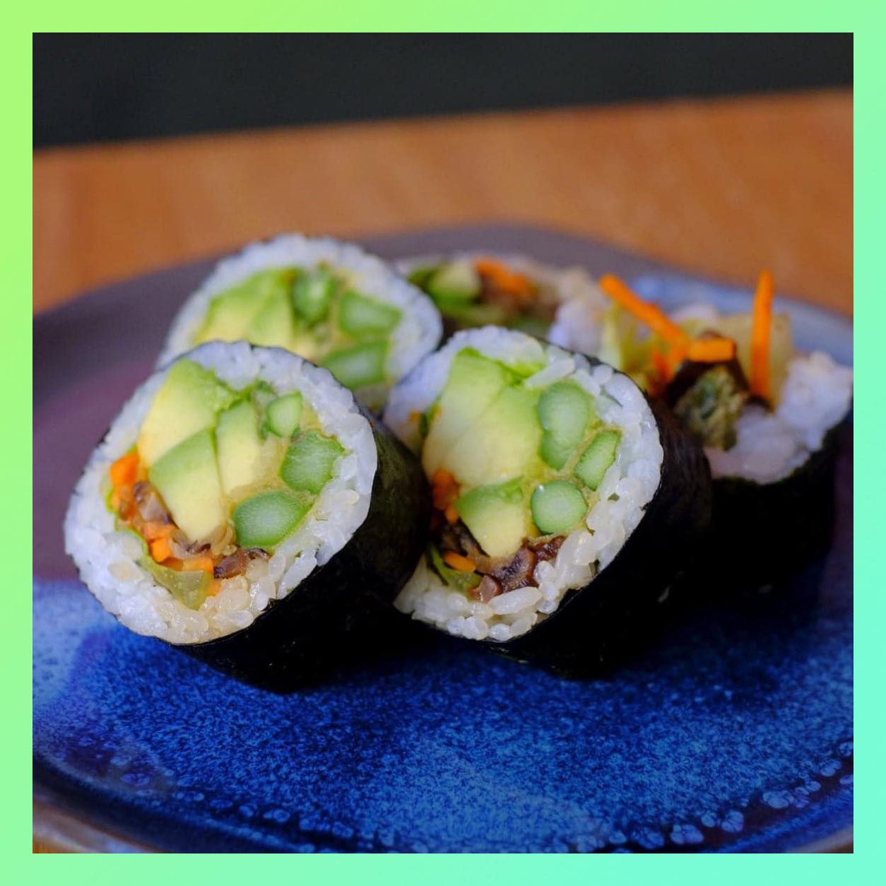 Sushi bezglutenowe - hosomaki z tempurą